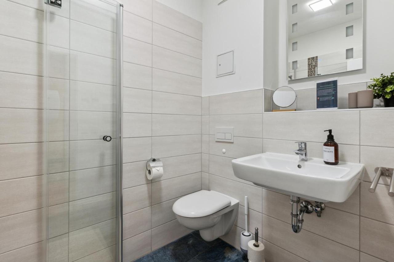 Vorstadtoase - 2 Personen - Eichwalde, Naehe Ber - Queensize-Bett, Netflix, Parken Exteriér fotografie